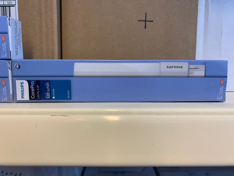Philips CorePro LED PL-S 2P G23 5W 3000K Warmweiß 520lm 30000h