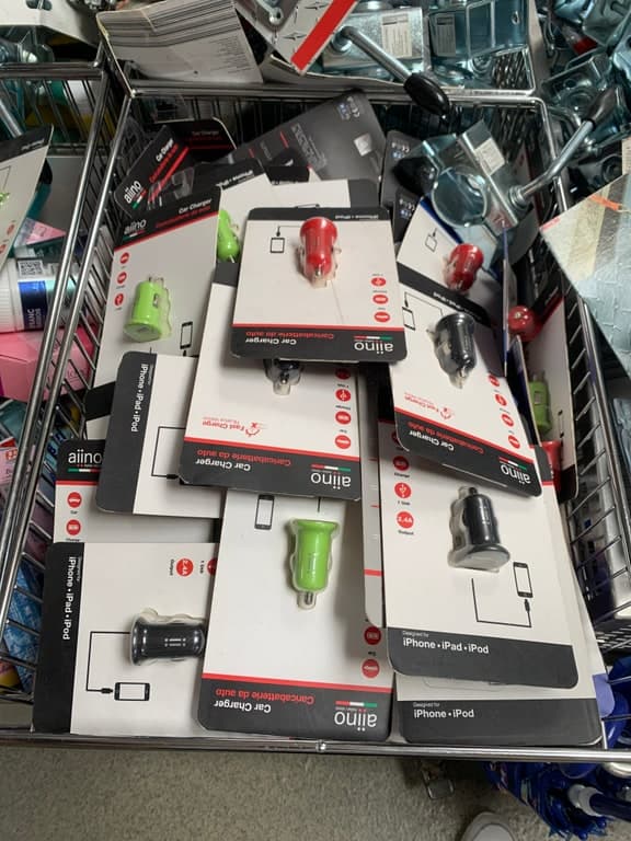 Ladegeräte & Kabel