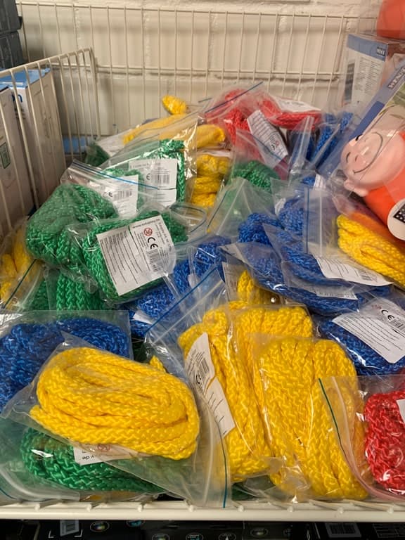 Eduplay Uniseil 2,5 m – Pädagogisches Springseil farbig sortiert (Art. 170025)